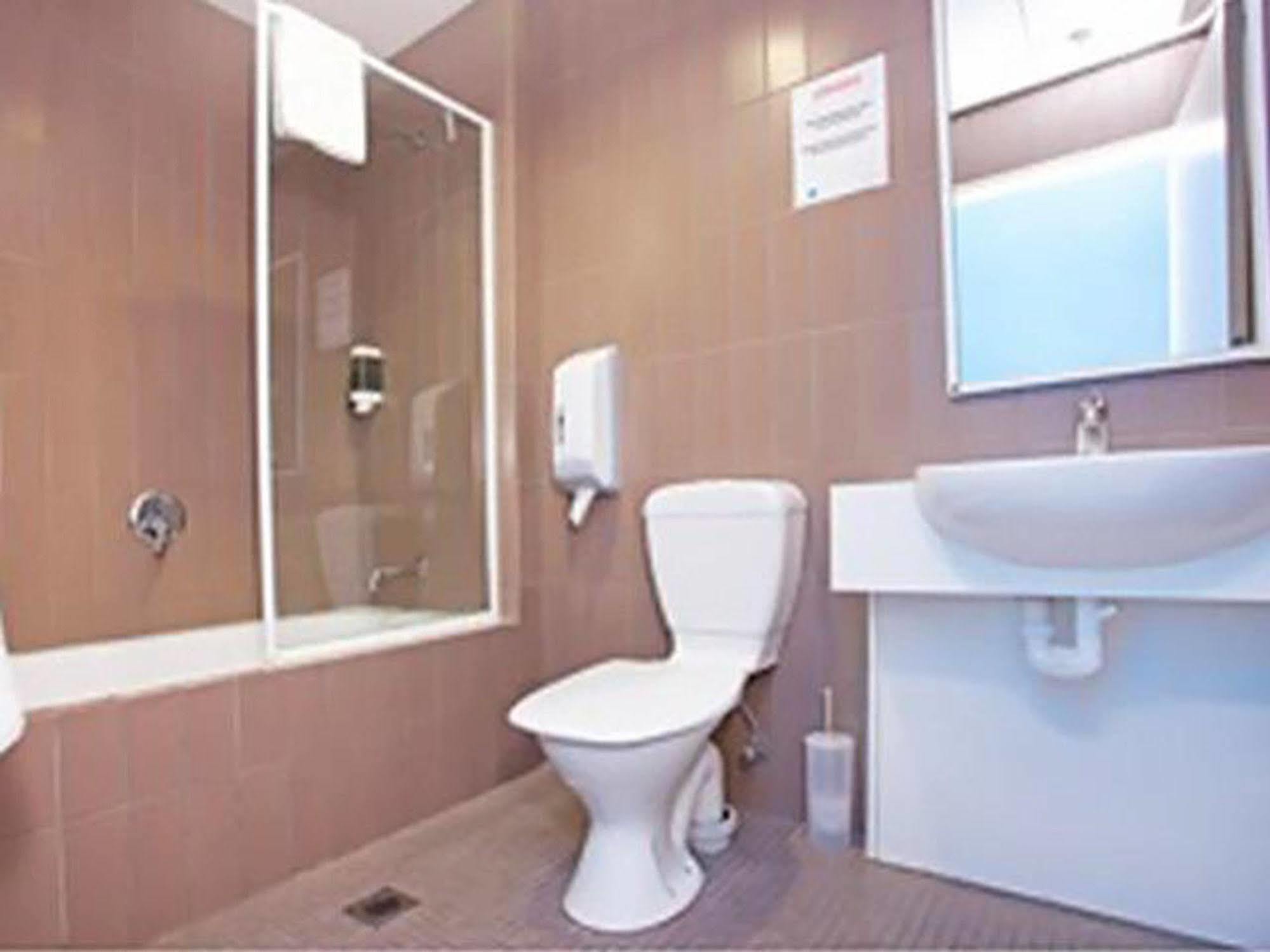 Urban Central Accommodation เมลเบิร์น ภายนอก รูปภาพ