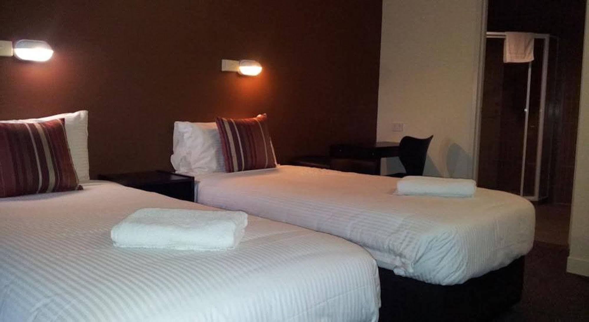 Urban Central Accommodation เมลเบิร์น ภายนอก รูปภาพ